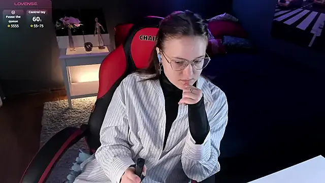 Rada_Woods from StripChat is Freechat