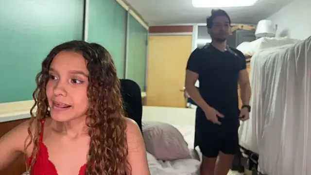 Girls: try live performances with matured performers, from dancing to quirks, in a variety of beautiful sex cams.