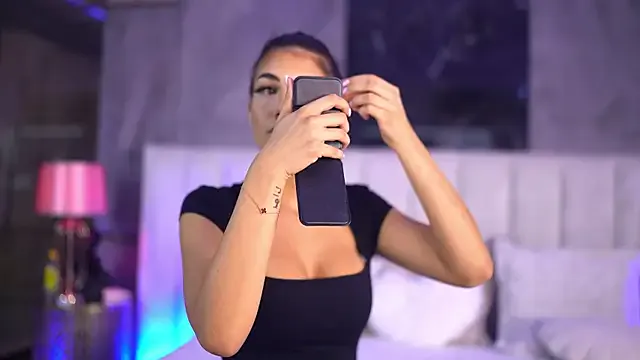 RaisaKali from StripChat