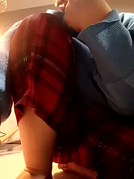 Raperin2545 from StripChat is Freechat