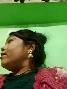 Rashili_jaan from StripChat is Freechat