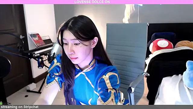 Girls: try live performances with matured performers, from dancing to quirks, in a variety of beautiful sex cams.