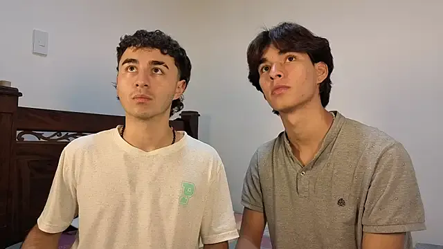 Raven_Eclipse from StripChat is Freechat