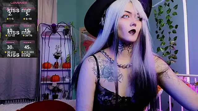 Ravens_Nest from StripChat is Freechat