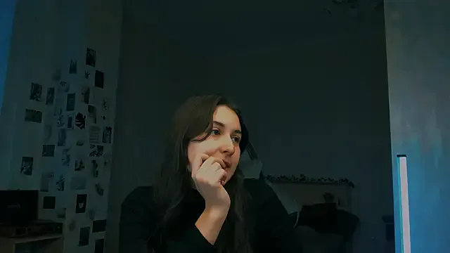 raviolly046 from StripChat is Freechat