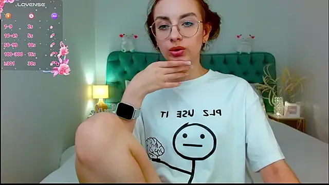 Girls: try live performances with matured performers, from dancing to quirks, in a variety of beautiful sex cams.