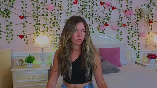 Girls: try live performances with matured performers, from dancing to quirks, in a variety of beautiful sex cams.