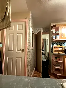 RealWoman84 from StripChat is Freechat