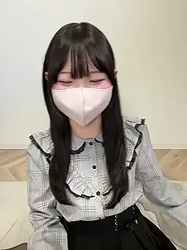 Reina_cute_00_ from StripChat is Freechat