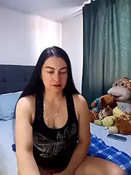 Renata_hot1 from StripChat