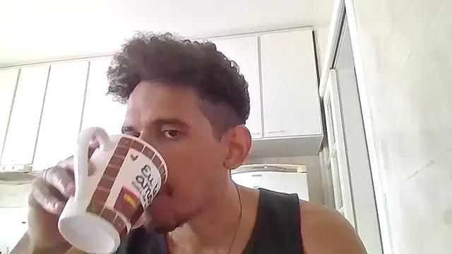 RenziSantos from StripChat is Freechat