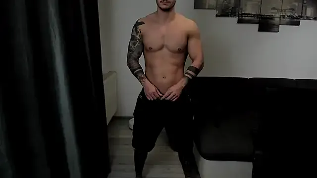 Richarddarell1 from StripChat is Freechat