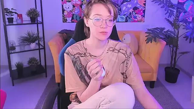 RikkiSanchez from StripChat