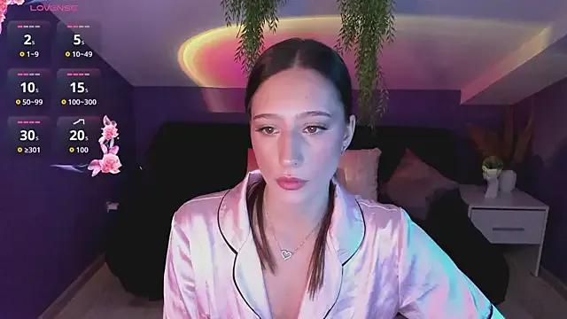 Girls: try live performances with matured performers, from dancing to quirks, in a variety of beautiful sex cams.