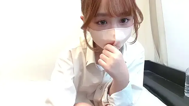 riseshu from StripChat is Freechat