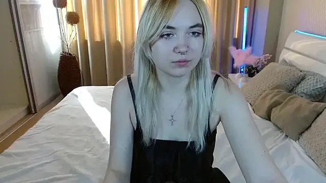 RiskIrina from StripChat is Freechat