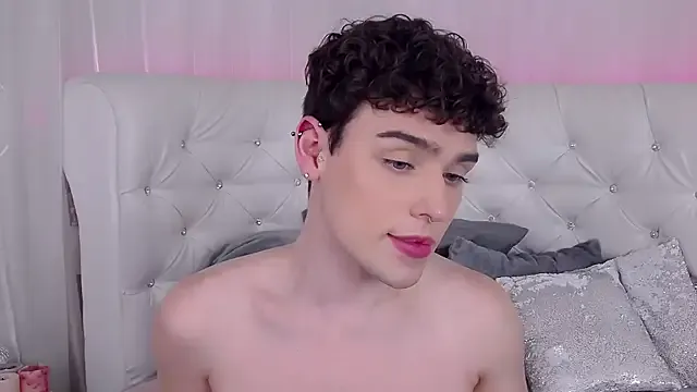 RobbyCharming from StripChat