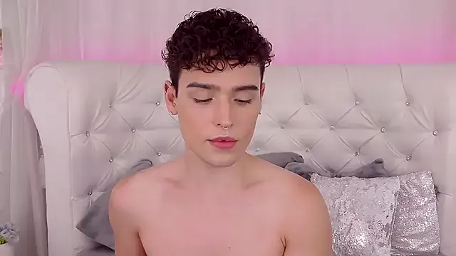 RobbyCharming from StripChat