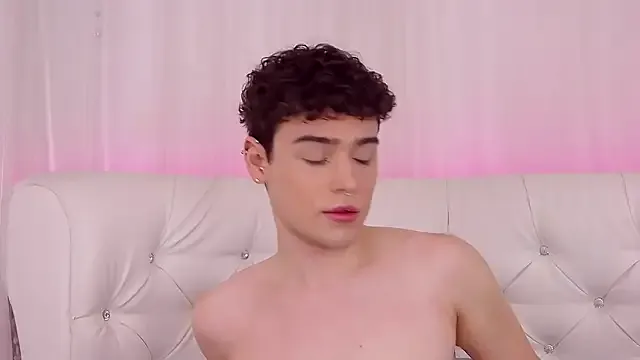 RobbyCharming from StripChat