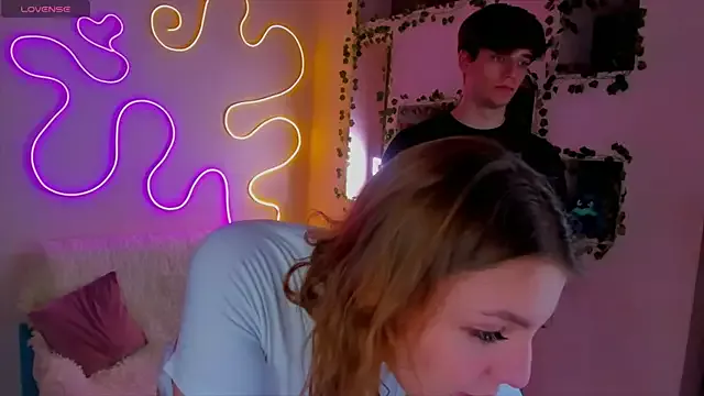 Girls: try live performances with matured performers, from dancing to quirks, in a variety of beautiful sex cams.