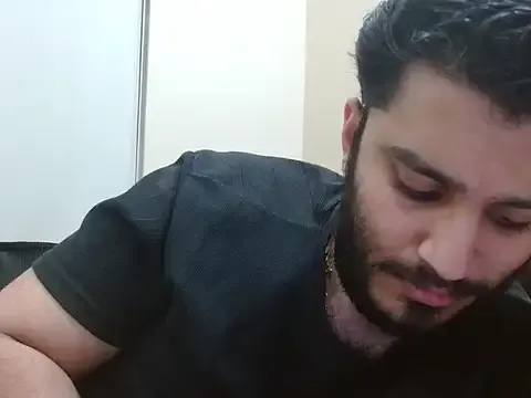 robintoit from StripChat is Freechat