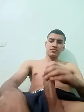 Rogersmit2 from StripChat is Freechat