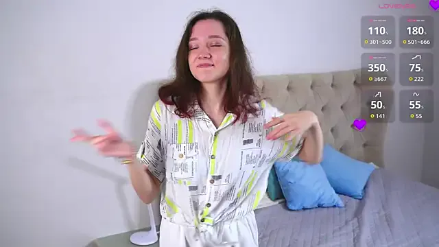 Girls: try live performances with matured performers, from dancing to quirks, in a variety of beautiful sex cams.