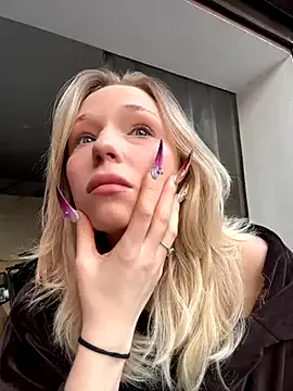 RollDolls from StripChat is Freechat