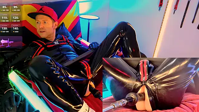 Romanheart from StripChat is Freechat