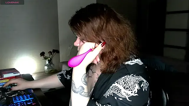 Romy_Addams from StripChat is Freechat