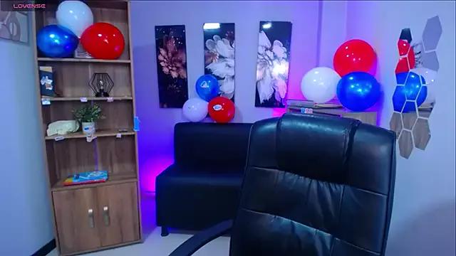 Girls: try live performances with matured performers, from dancing to quirks, in a variety of beautiful sex cams.