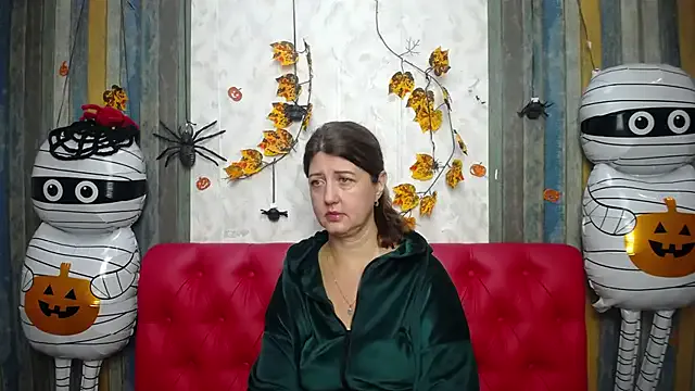 Girls: try live performances with matured performers, from dancing to quirks, in a variety of beautiful sex cams.