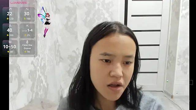 roselinecam from StripChat is Freechat