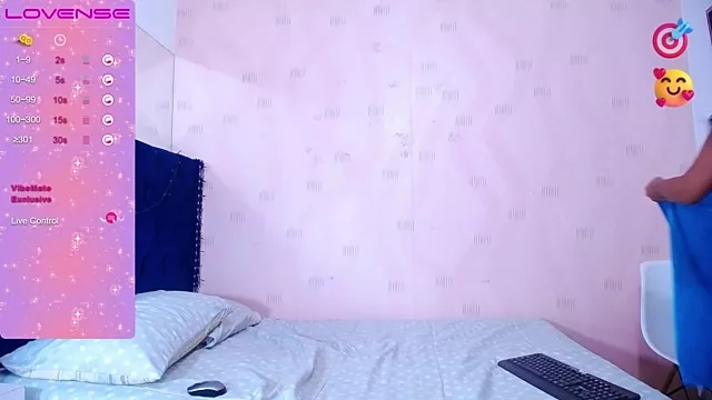 Girls: try live performances with matured performers, from dancing to quirks, in a variety of beautiful sex cams.