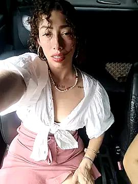 roxyrougee from StripChat is Freechat
