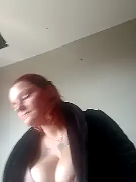 RUBYRED4LIFE from StripChat is Freechat