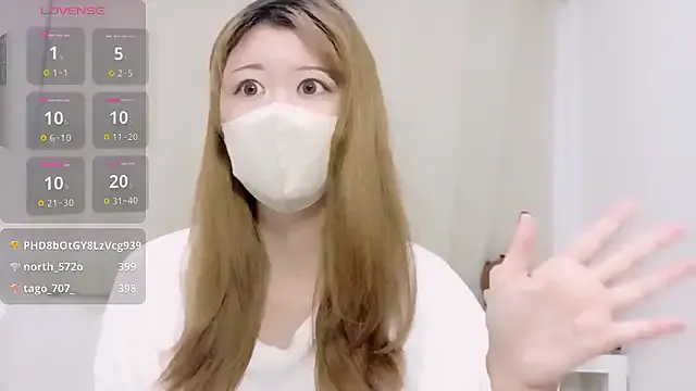 Runarunachan from StripChat is Freechat