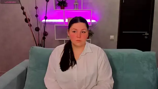 Ruth_Oliver from StripChat