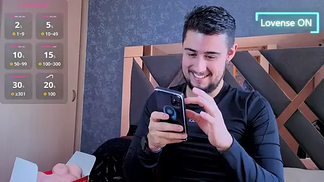 Ryan_evanss from StripChat