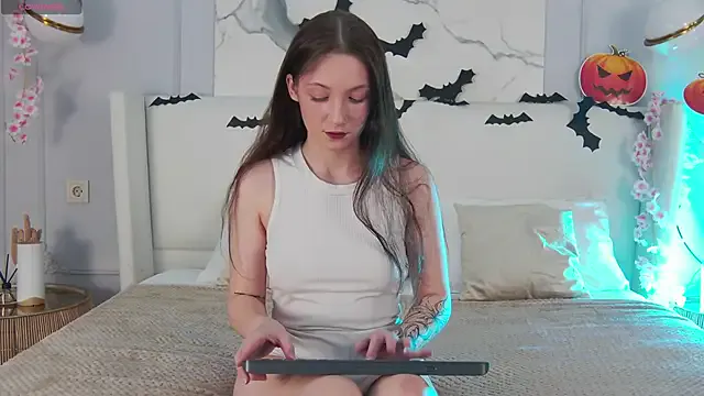 SabrinaSong from StripChat is Freechat