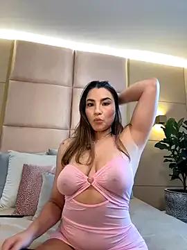 SaharaRush_ from StripChat is Freechat