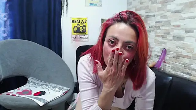 Girls: try live performances with matured performers, from dancing to quirks, in a variety of beautiful sex cams.