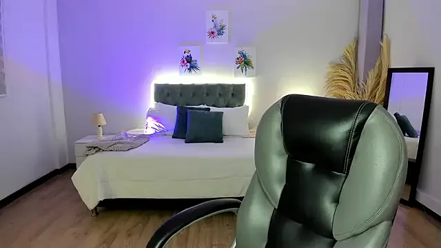 Samara_Hilton_2 from StripChat is Freechat