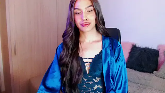 SamaraSilex from StripChat is Freechat