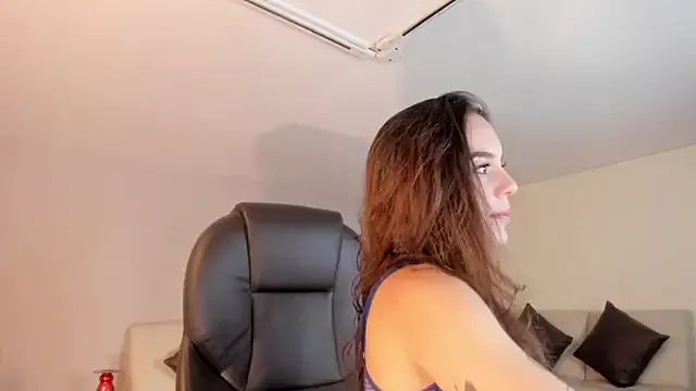 Girls: try live performances with matured performers, from dancing to quirks, in a variety of beautiful sex cams.