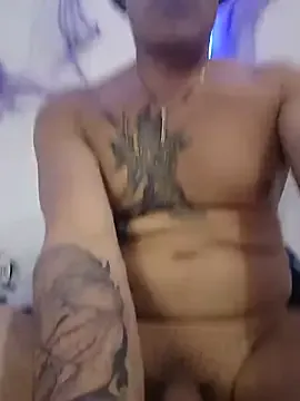 Samms777exotic from StripChat is Freechat