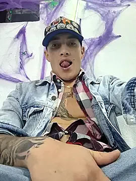 Samms777exotic from StripChat