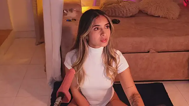 Girls: try live performances with matured performers, from dancing to quirks, in a variety of beautiful sex cams.