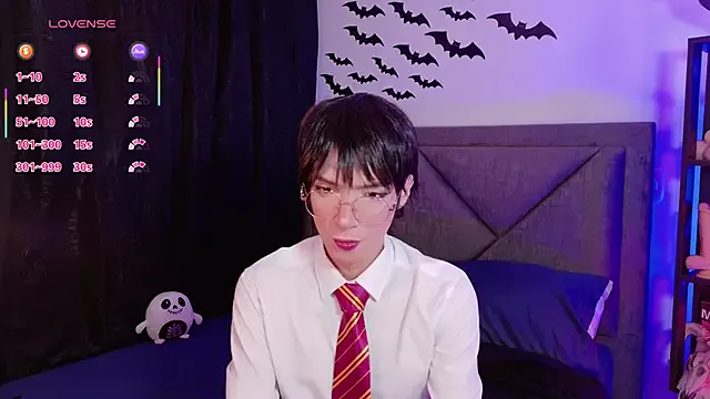 Sammy_Russell from StripChat is Freechat