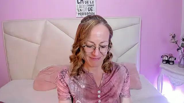 SammySanders from StripChat is Freechat